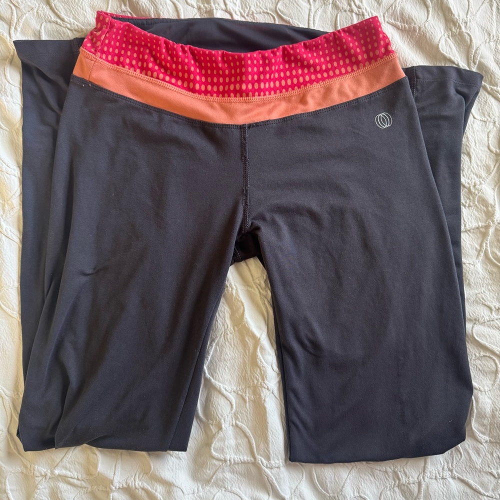 Black and Pink Athletic Leggings
